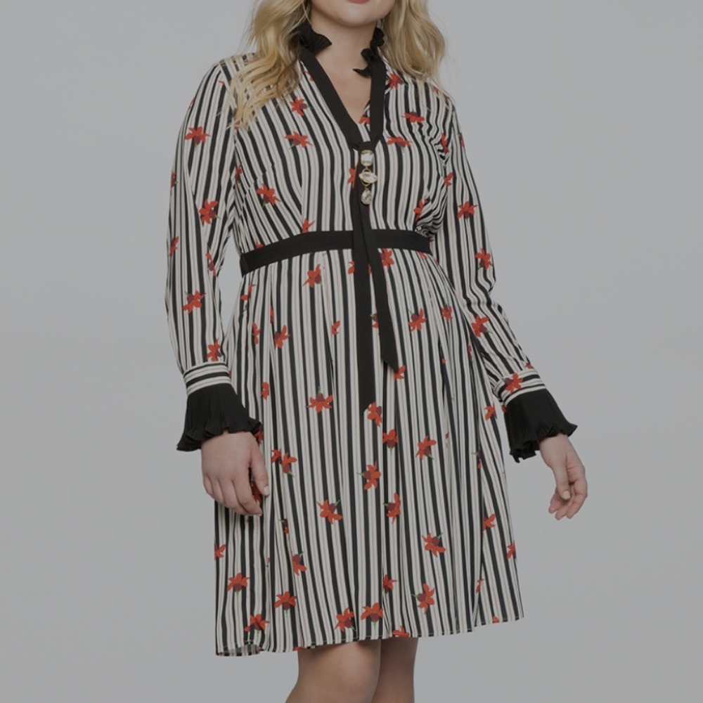 Eloquii pleated ruffle trim printed dress